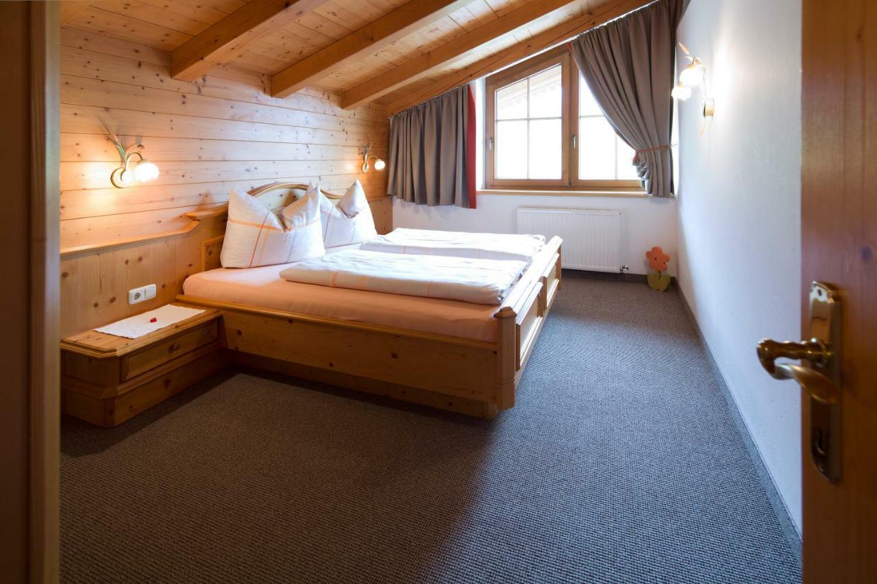 Gaestehaus Brantlhof Zimmer Und Ferienwohnungen In Going Am Wilden Kaiser المظهر الخارجي الصورة